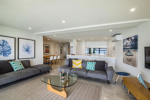 Noosa Harbour Resort - Accommodation Resorts 43