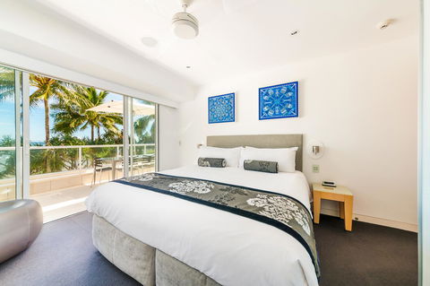 Netanya Noosa Beachfront Resort - Accommodation Resorts 24