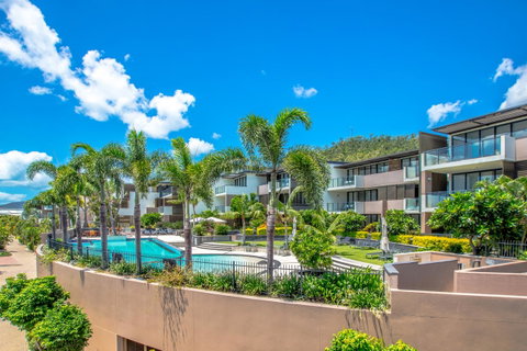 Mirage Whitsundays - Accommodation Resorts 32