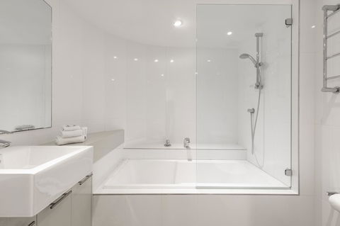 The Cove Noosa - Accommodation Resorts 12