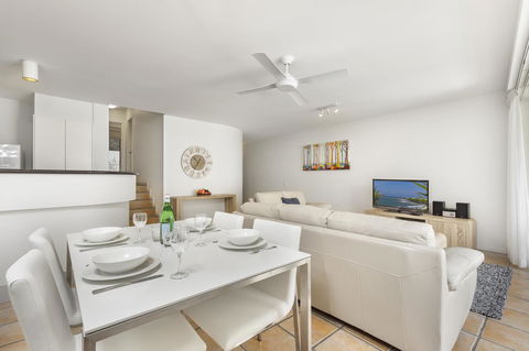 The Cove Noosa - Accommodation Resorts 19