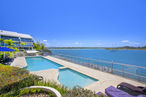 Noosa Shores Resort - Accommodation Resorts 13