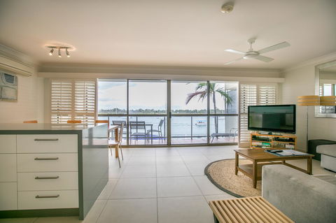 Noosa Shores Resort - Accommodation Resorts 4