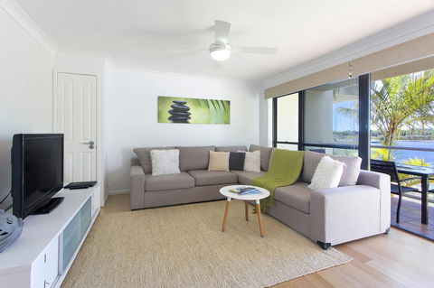 Noosa Shores Resort - Accommodation Resorts 38