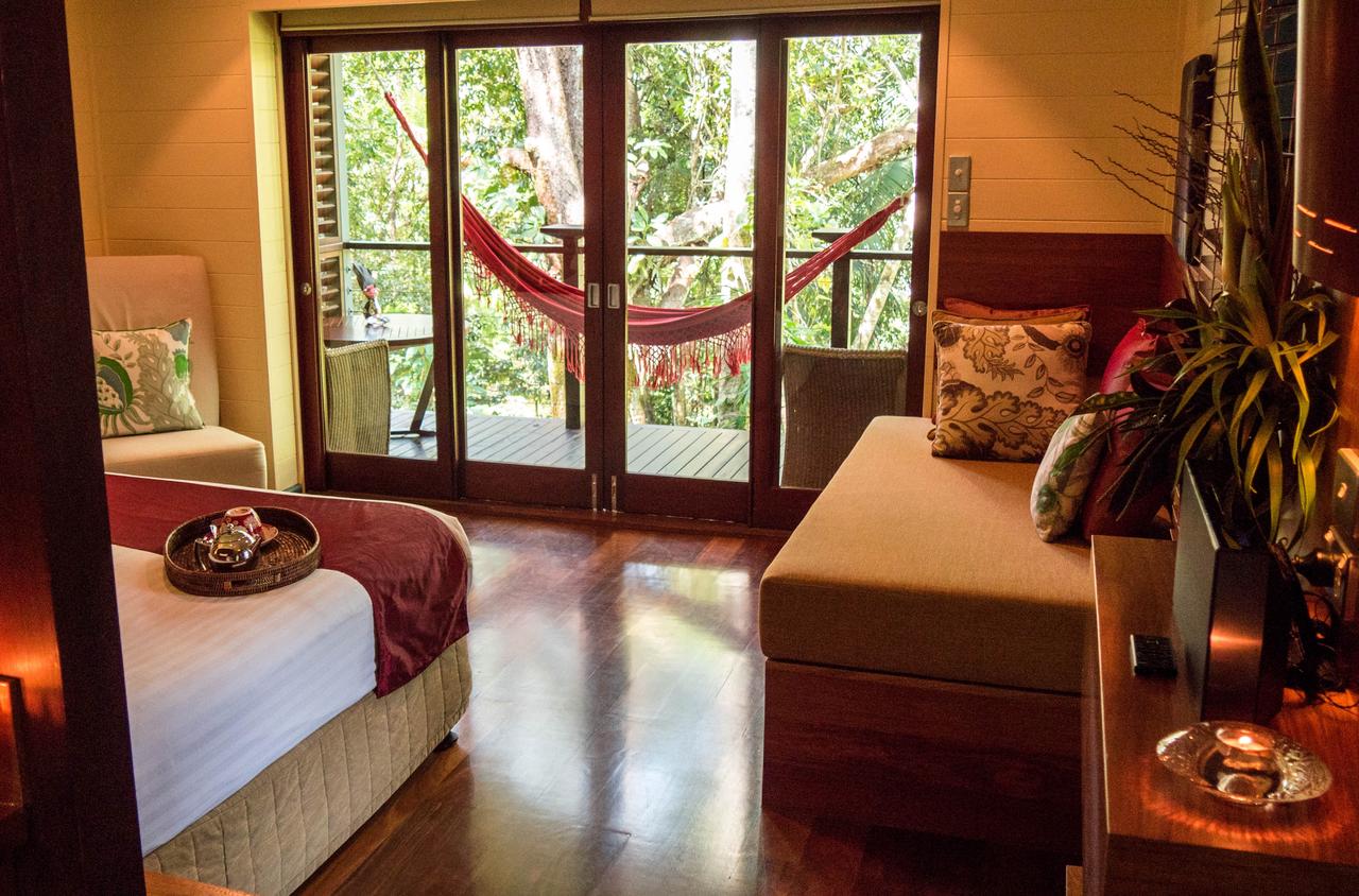  Accommodation Resorts