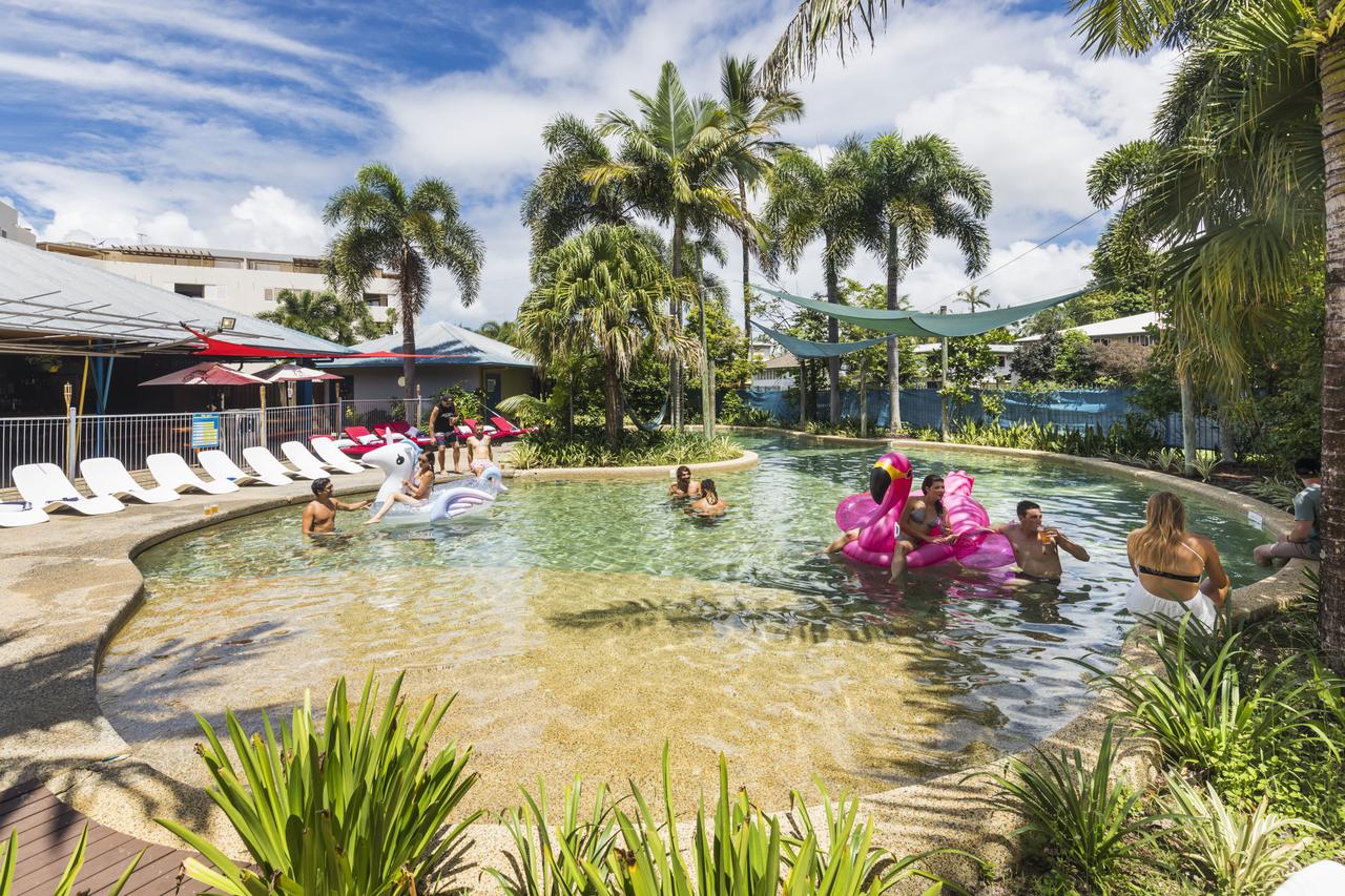Cairns North QLD Accommodation Resorts