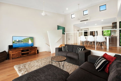 Shorelines - Accommodation Resorts 11