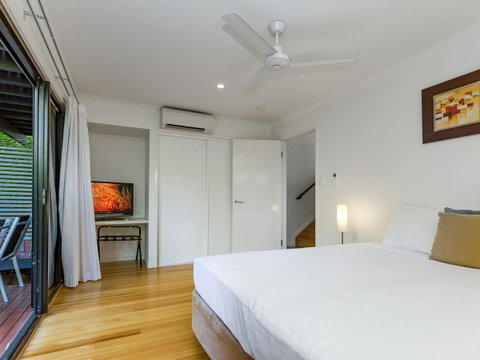 Shorelines - Accommodation Resorts 42