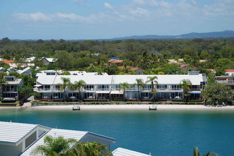 Skippers Cove Waterfront Resort - Accommodation Resorts 4