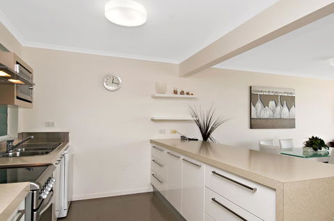 Skippers Cove Waterfront Resort - Accommodation Resorts 11