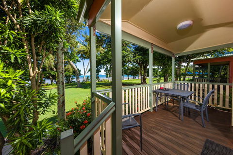 King Reef Resort - Accommodation Resorts 1