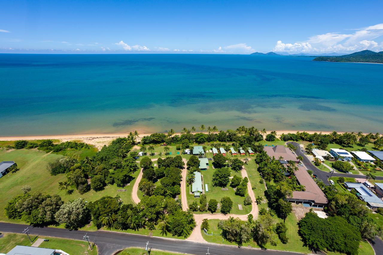 Esmeralda ACT Accommodation Resorts