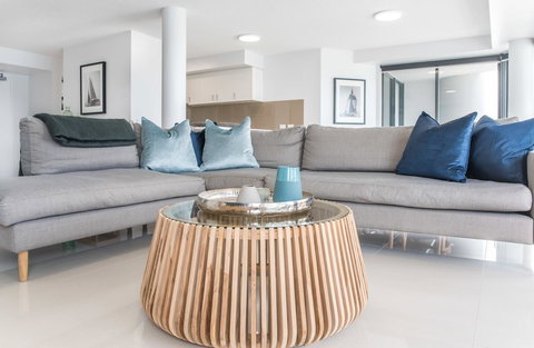 Noosa Pacific Resort - Accommodation Resorts 13