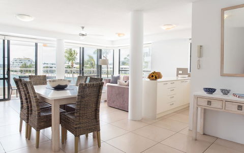 Noosa Pacific Resort - Accommodation Resorts 12