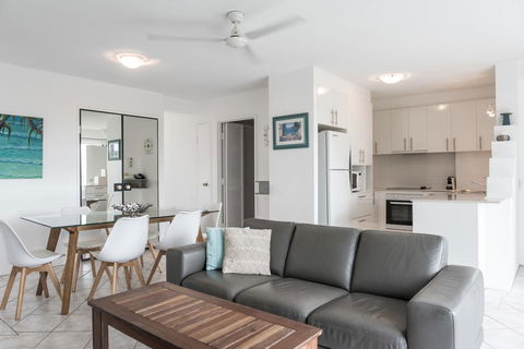 Noosa Pacific Resort - Accommodation Resorts 25