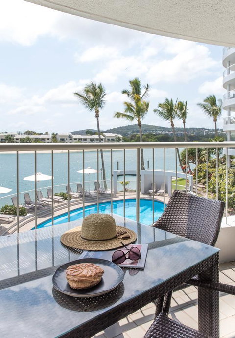 Noosa Pacific Resort - Accommodation Resorts 16