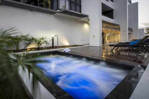 Synergy Broadbeach - Official - Accommodation Resorts 5