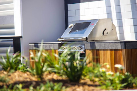 Synergy Broadbeach - Official - Accommodation Resorts 13