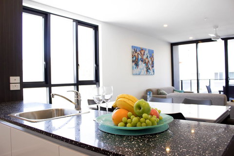 Synergy Broadbeach - Official - Accommodation Resorts 26