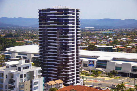 Synergy Broadbeach - Official - Accommodation Resorts 19