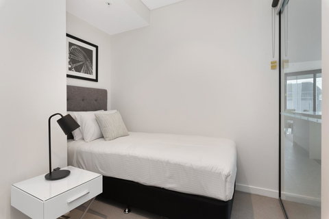 Brisbane Skytower By CLLIX - Accommodation Resorts 6