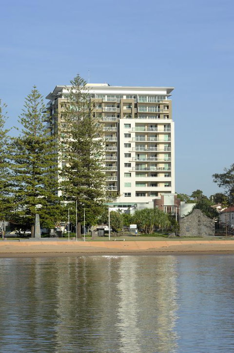 Proximity Waterfront Apartments - Accommodation Resorts 24