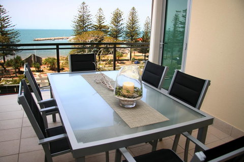 Proximity Waterfront Apartments - Accommodation Resorts 35