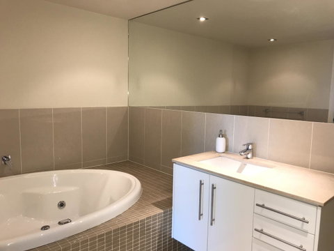 Proximity Waterfront Apartments - Accommodation Resorts 22