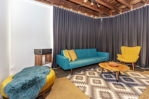 The Pink Hotel Coolangatta - Accommodation Resorts 21