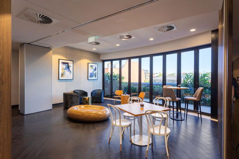 Hostrelax Residences On Alfred - Accommodation Resorts 7