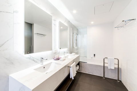Sage Hotel James Street - Accommodation Resorts 16