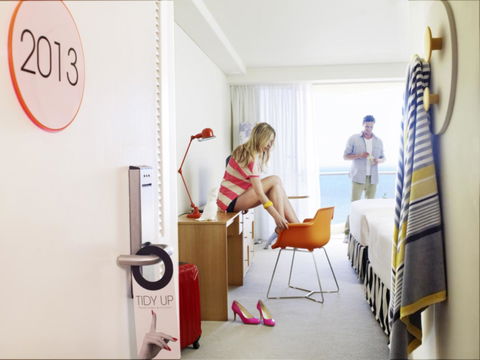 QT Gold Coast - Accommodation Resorts 38