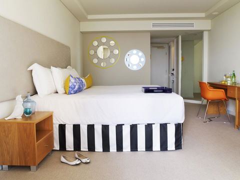 QT Gold Coast - Accommodation Resorts 3