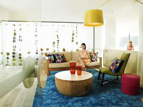 QT Gold Coast - Accommodation Resorts 19