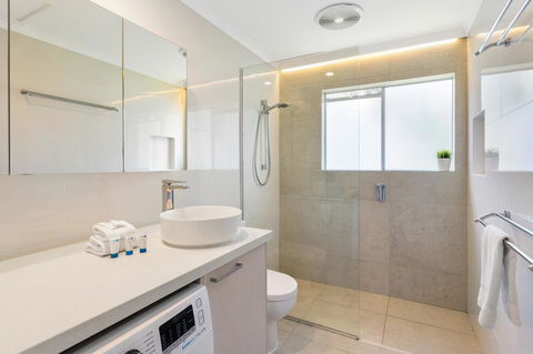 Noosa Place Resort - Accommodation Resorts 1