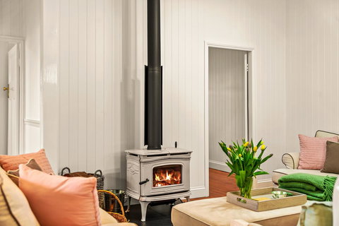 Frangipani House - Accommodation Resorts 9