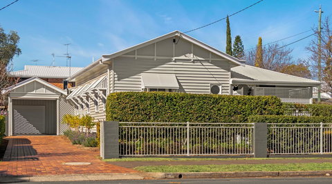 Frangipani House - Accommodation Resorts 24