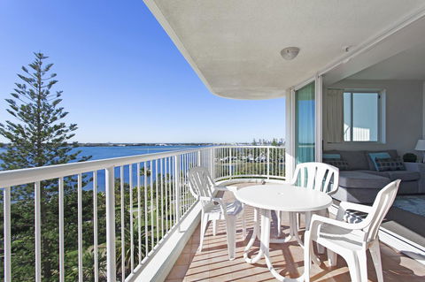Crystal Bay On The Broadwater - Accommodation Resorts 7