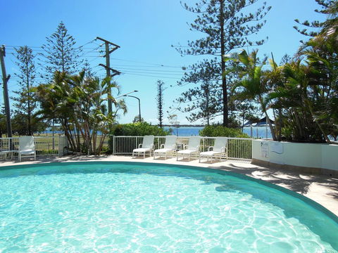 Crystal Bay On The Broadwater - Accommodation Resorts 9