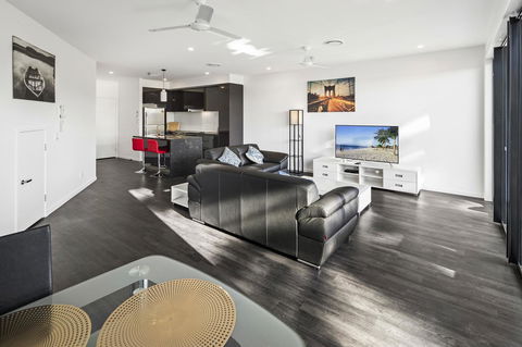 The Residences At The Peninsula - Accommodation Resorts 16