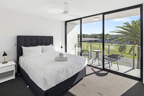 The Residences At The Peninsula - Accommodation Resorts 13