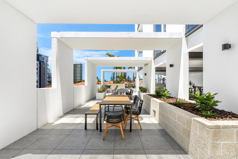 Qube Broadbeach Ocean View Apartments - Accommodation Resorts 5