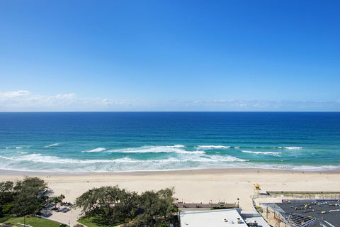 ULTIQA Air On Broadbeach - Accommodation Resorts 10