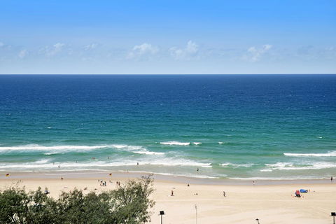 ULTIQA Air On Broadbeach - Accommodation Resorts 13
