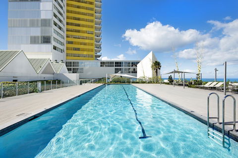 ULTIQA Air On Broadbeach - Accommodation Resorts 5