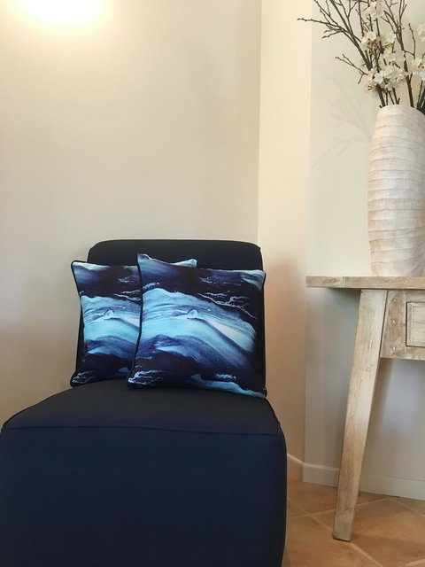 Cayman Villas Port Douglas - Accommodation Resorts 22