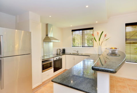 Cayman Villas Port Douglas - Accommodation Resorts 41