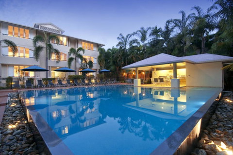 Cayman Villas Port Douglas - Accommodation Resorts 8
