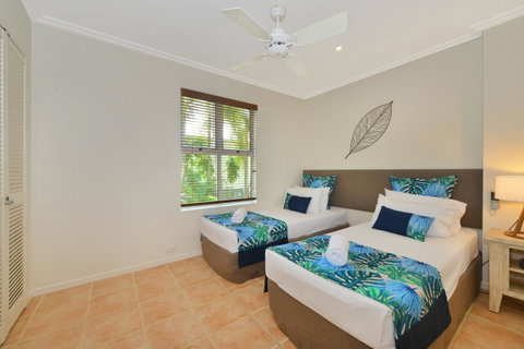 Cayman Villas Port Douglas - Accommodation Resorts 33