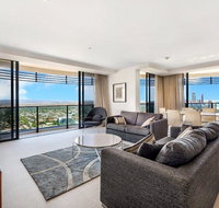 Luxury 3 Bedroom in heart of Broadbeach - Accommodation Resorts